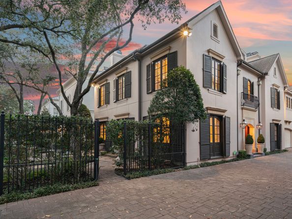 5012 Tangle Lane, Houston TX 77056