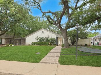 10118 Chevy Chase Drive