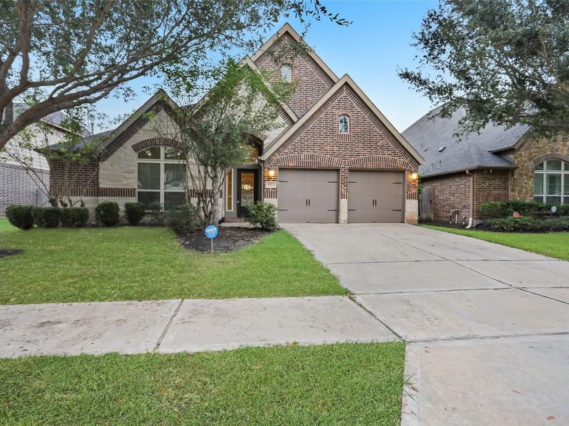6707 Miller Shadow Lane, Sugar Land TX 77479