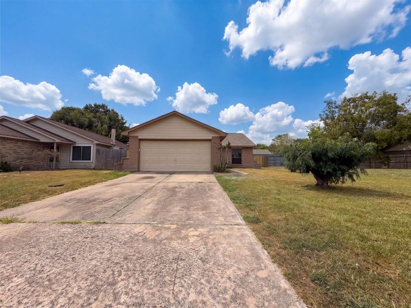 3307 Brookston Street, Houston TX 77045