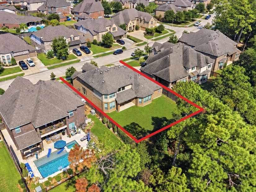 13920 N Lake Branch Lane, Houston TX 77044