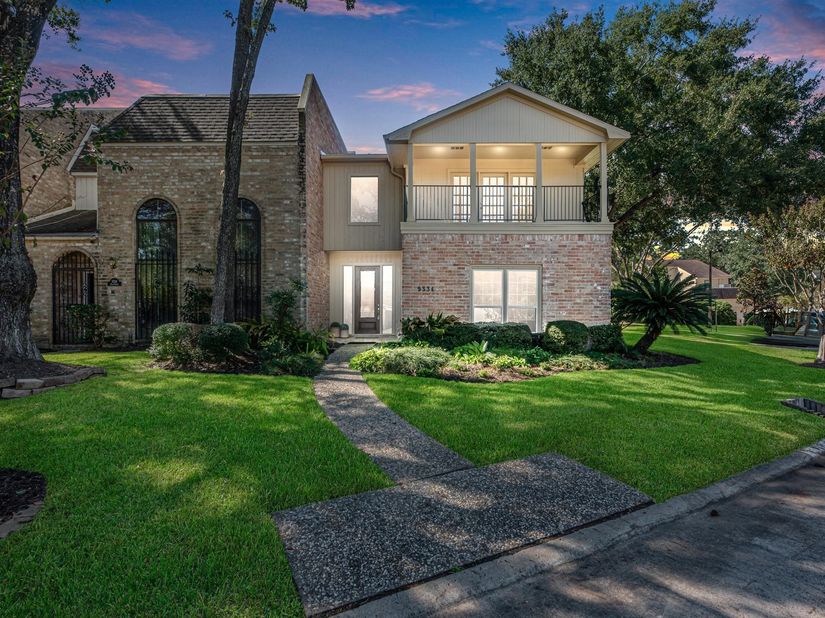9334 Briar Forest Drive, Houston TX 77063