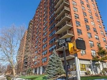 500 Central Ave