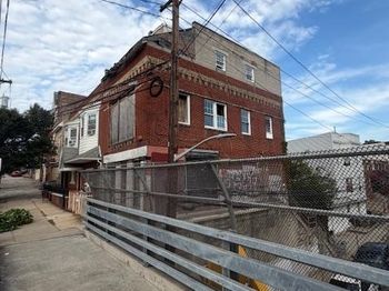 500 Grand Ave