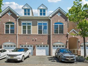 102 Abbie Ct