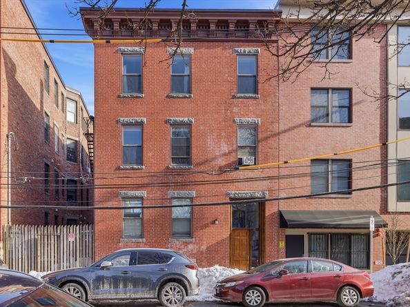 71 Lubec 1, Boston MA 02128