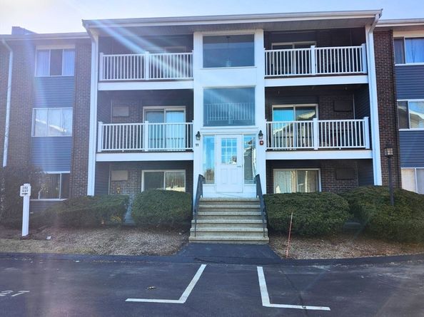 11 Woodcrest Ct 5, Weymouth MA 02190