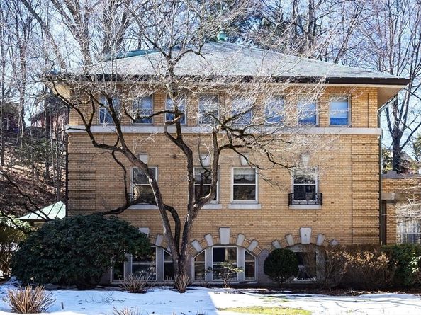 75 Glen Rd B4, Brookline MA 02445