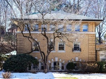 75 Glen Rd