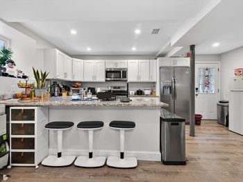 1684 N. Shore Rd