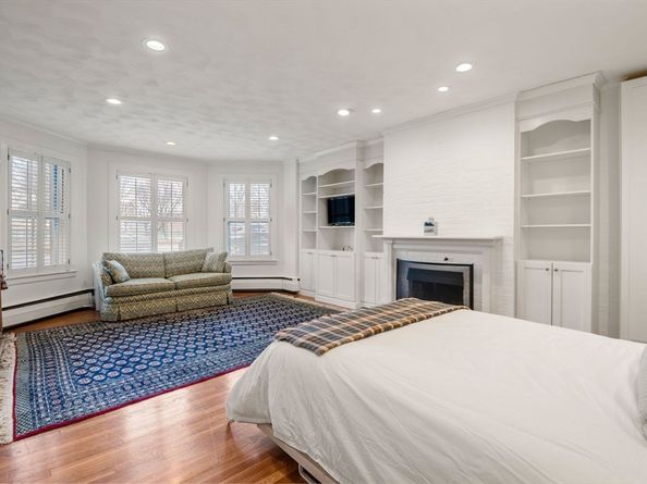 236 Beacon St 1E, Boston MA 02116