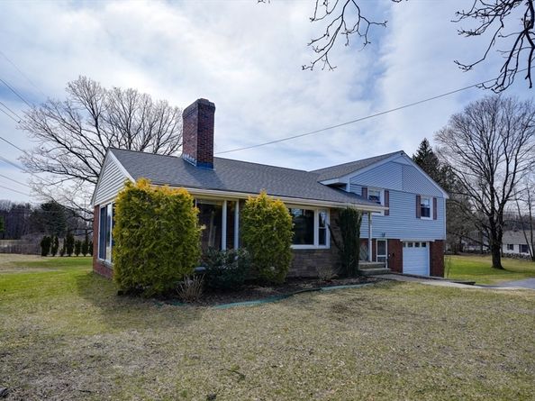 95 Grove St, Shrewsbury MA 01545