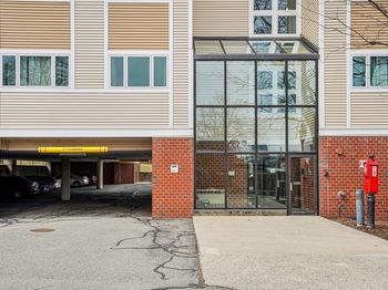 35 Desmoines Road
