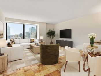 85 E India Row