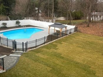565 Elm St