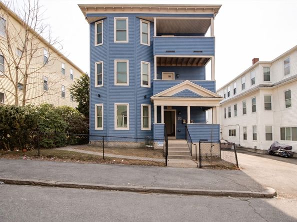 56 Cohasset St, Worcester MA 01604