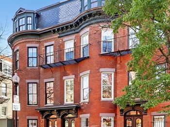 70 Montgomery St