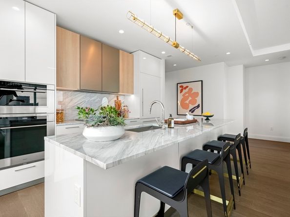 240 Devonshire Street 5612, Boston MA 02110