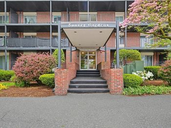 45 Oval Rd