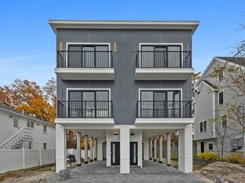 599 Sea St
