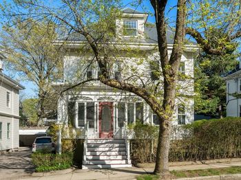 121 Thorndike Street