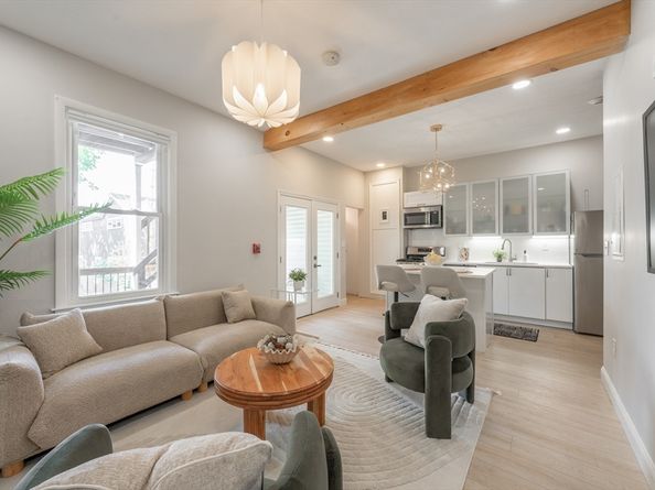 104 Thorndike St 1, Cambridge MA 02141