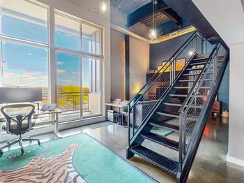 950 Broadway