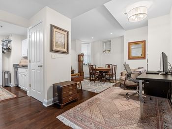 10 Charlesgate E