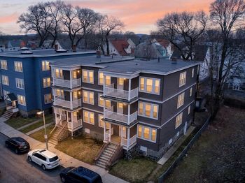 21 Hosmer St