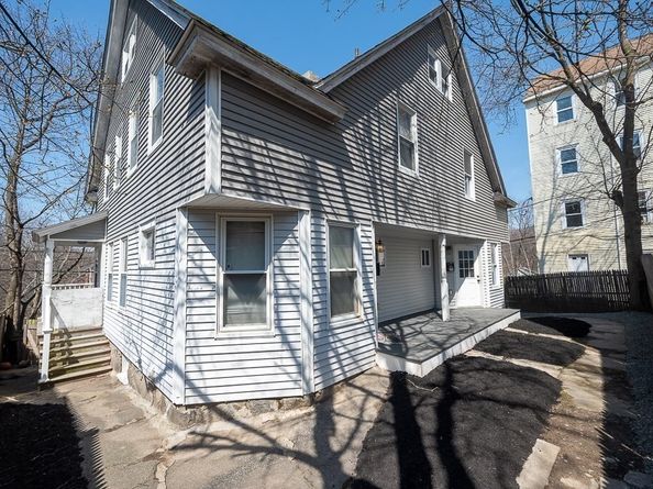 104 1/2 Rodney St, Worcester MA 01605