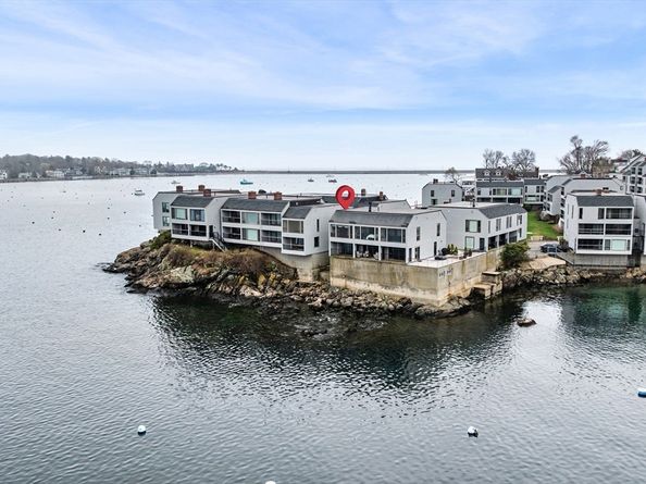 15 Skinners Path 15, Marblehead MA 01945