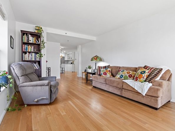 300 Allston St 416, Boston MA 02135