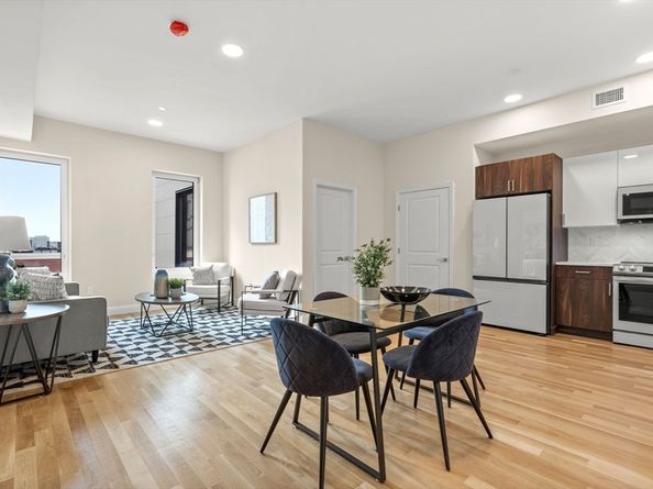 16 Taber 203, Boston MA 02119