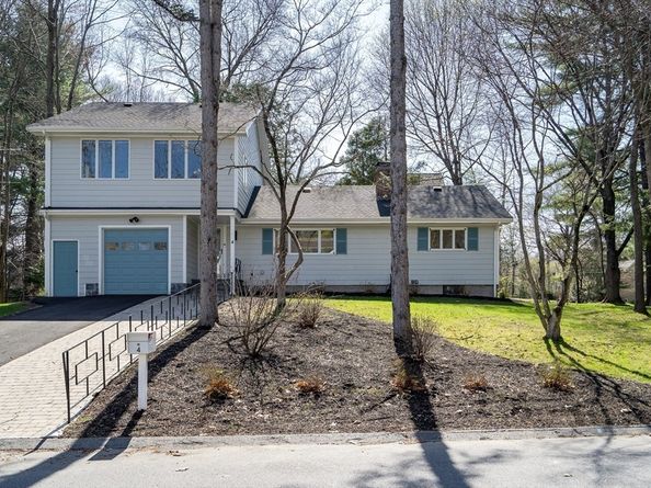 4 Westwood Road, Lexington MA 02420