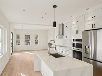 455 Summer St