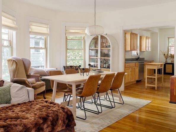 21 Stone Ave 21, Somerville MA 02143