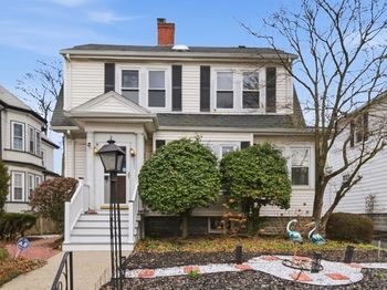 395 Lebanon St