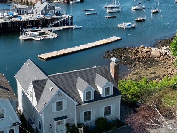7 Atlantic Ave, Rockport MA 01966