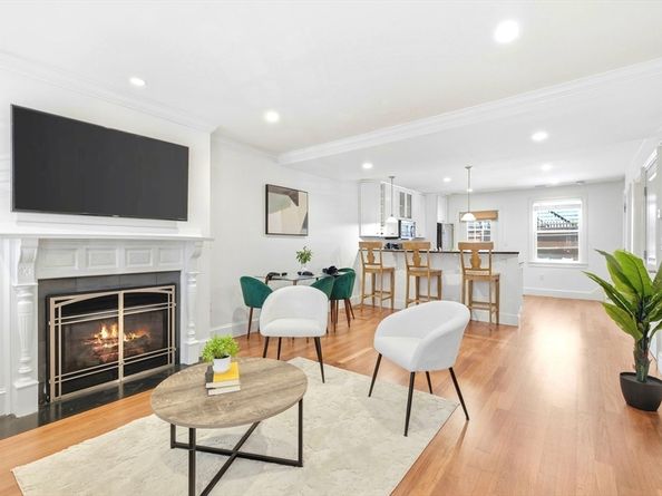 15 Belmont St 1, Boston MA 02129