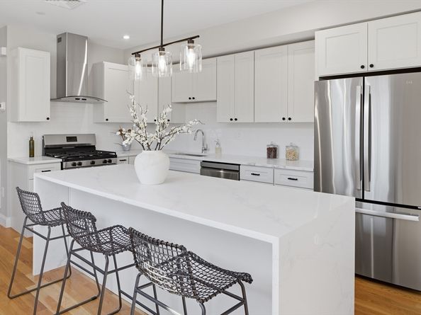 174 Walnut Street 2, Somerville MA 02145