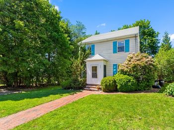 299 Appleton St