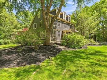 137 Cedar St