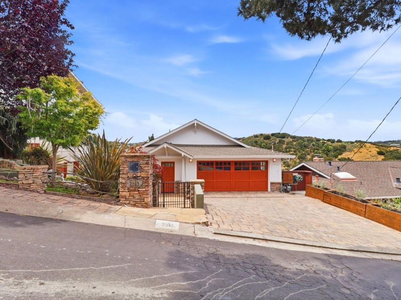 2945 Monte Cresta Drive, Belmont CA 94002