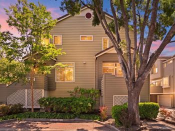 522 Porpoise Bay Terrace