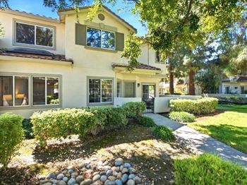 1306 Tea Rose Circle