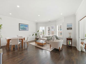 184 5th Avenue