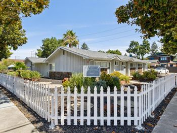 1061 Alma Street