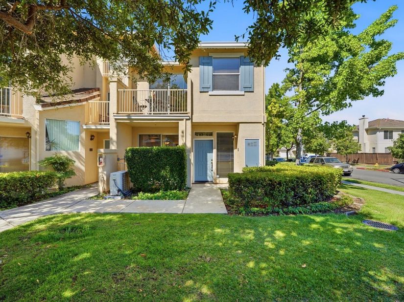 513 Manhattan Place, San Jose CA 95136