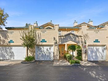 4173 El Camino Real