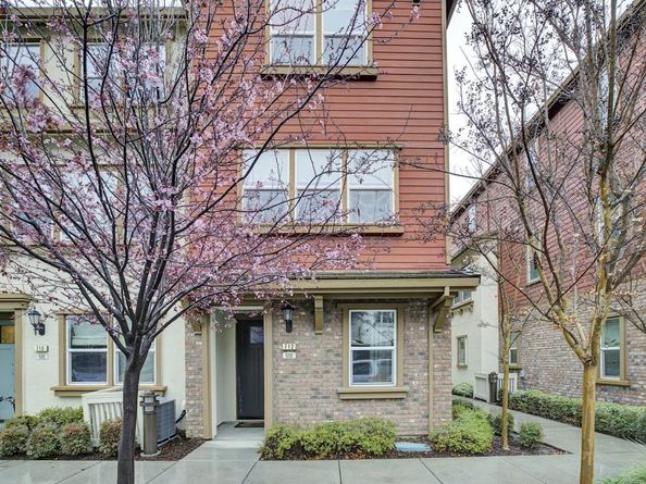 712 Bramble Terrace, Sunnyvale CA 94086